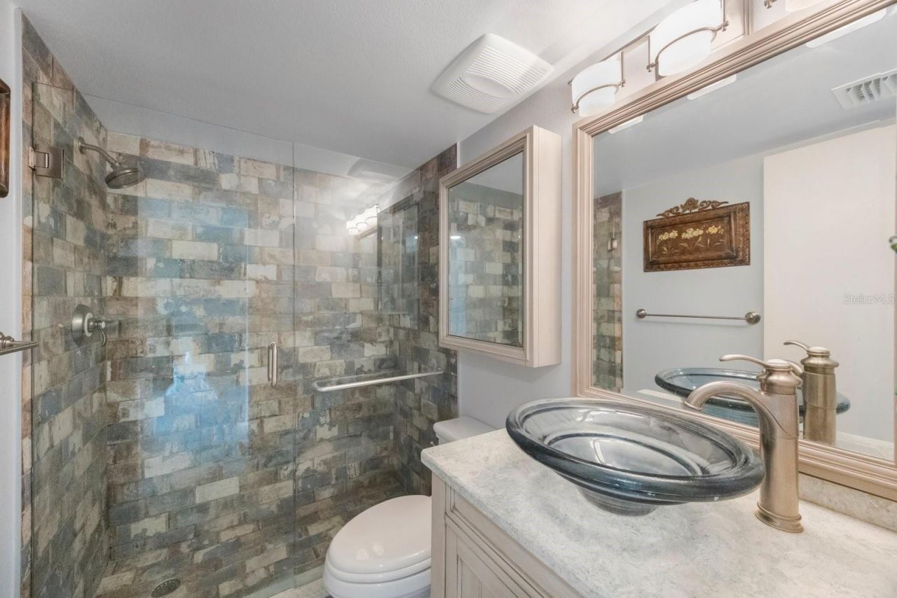 6265 Sun Boulevard, Unit 112, Saint Petersburg, FL 33715 Photo