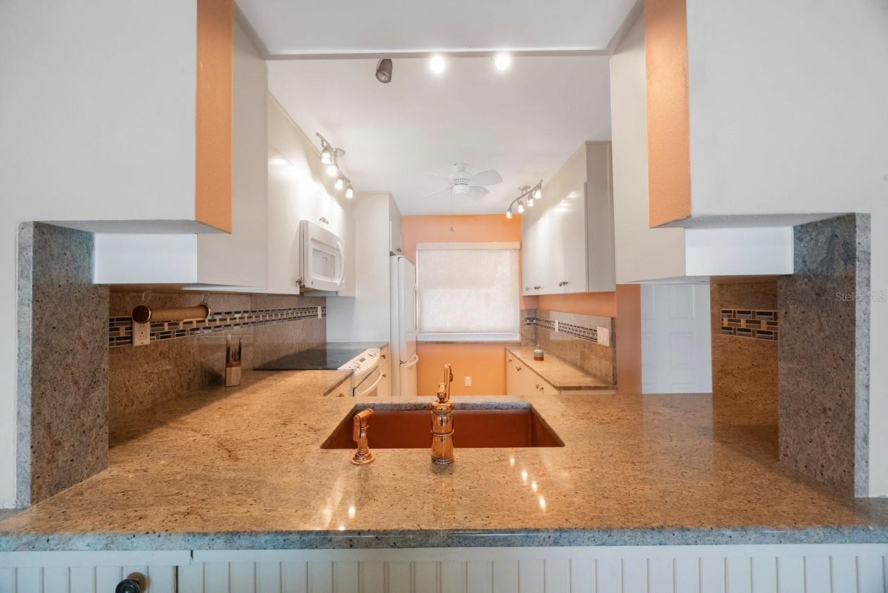 6265 Sun Boulevard, Unit 112, Saint Petersburg, FL 33715 Photo