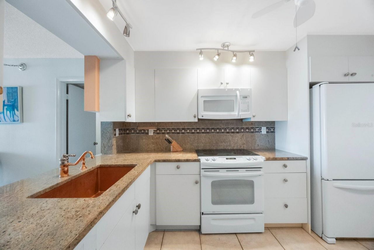 6265 Sun Boulevard, Unit 112, Saint Petersburg, FL 33715 Photo