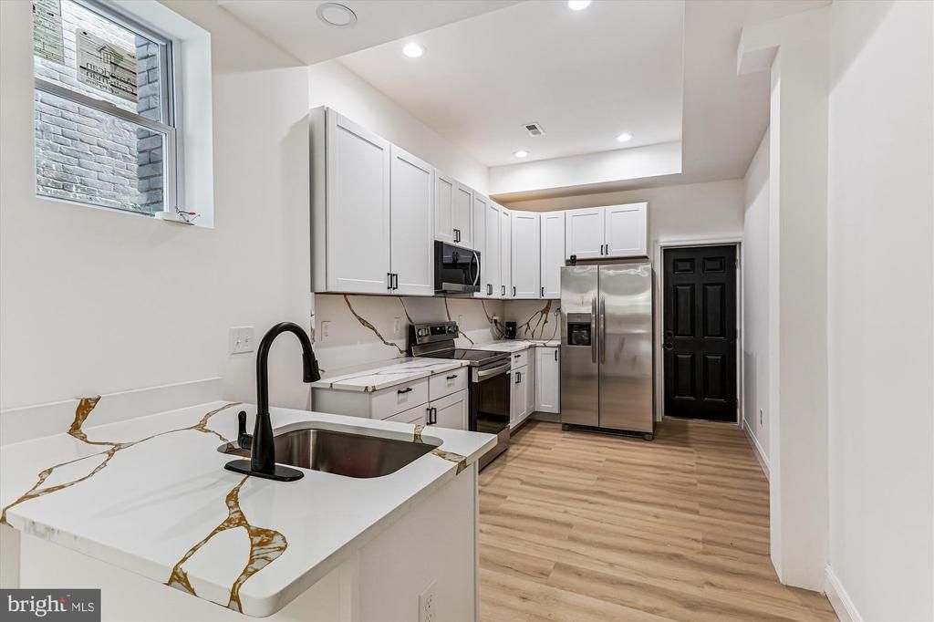 2611 E Preston Street, Baltimore, MD 21213 Main Photo