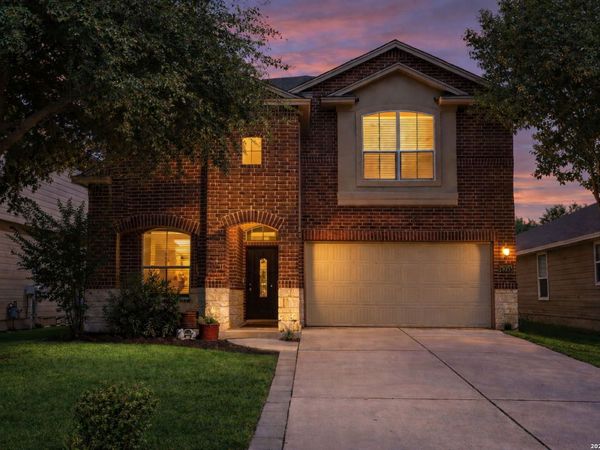 8743 Dove Oak Ln, San Antonio, TX 78254