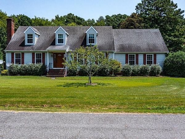 143 Sutton Avenue, REEDVILLE, VA 22539