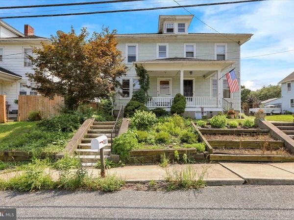 393 MAIN STREET, MOHRSVILLE, PA 19541