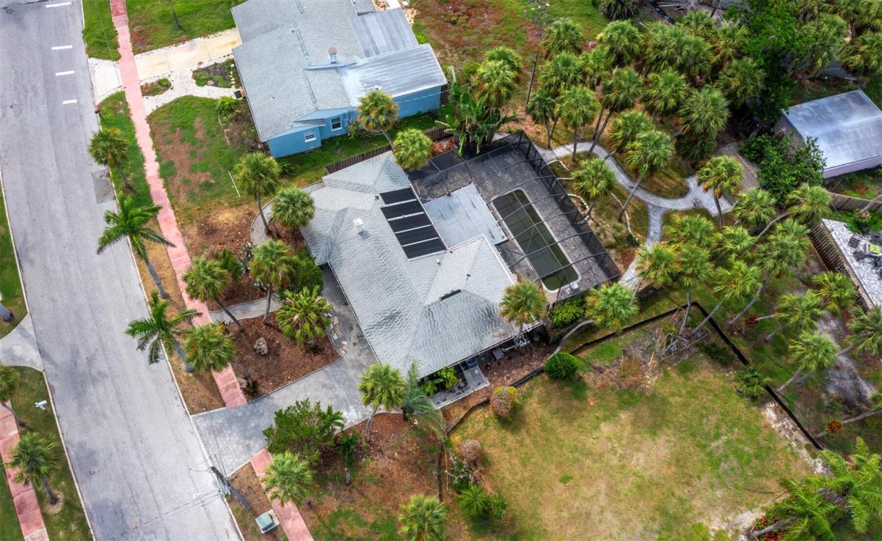 153 N Adams Drive, Sarasota, FL 34236 Photo