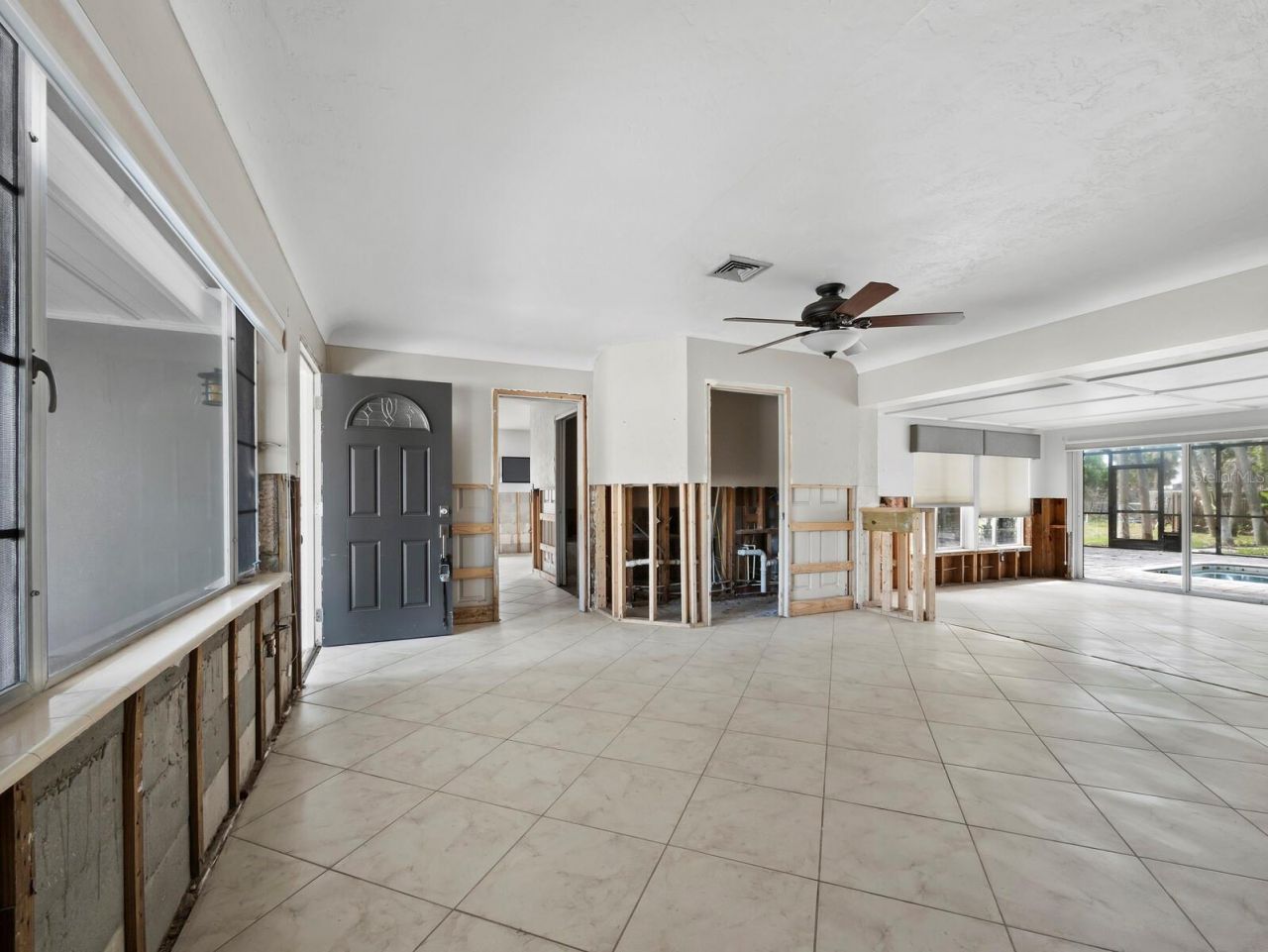 153 N Adams Drive, Sarasota, FL 34236 Photo