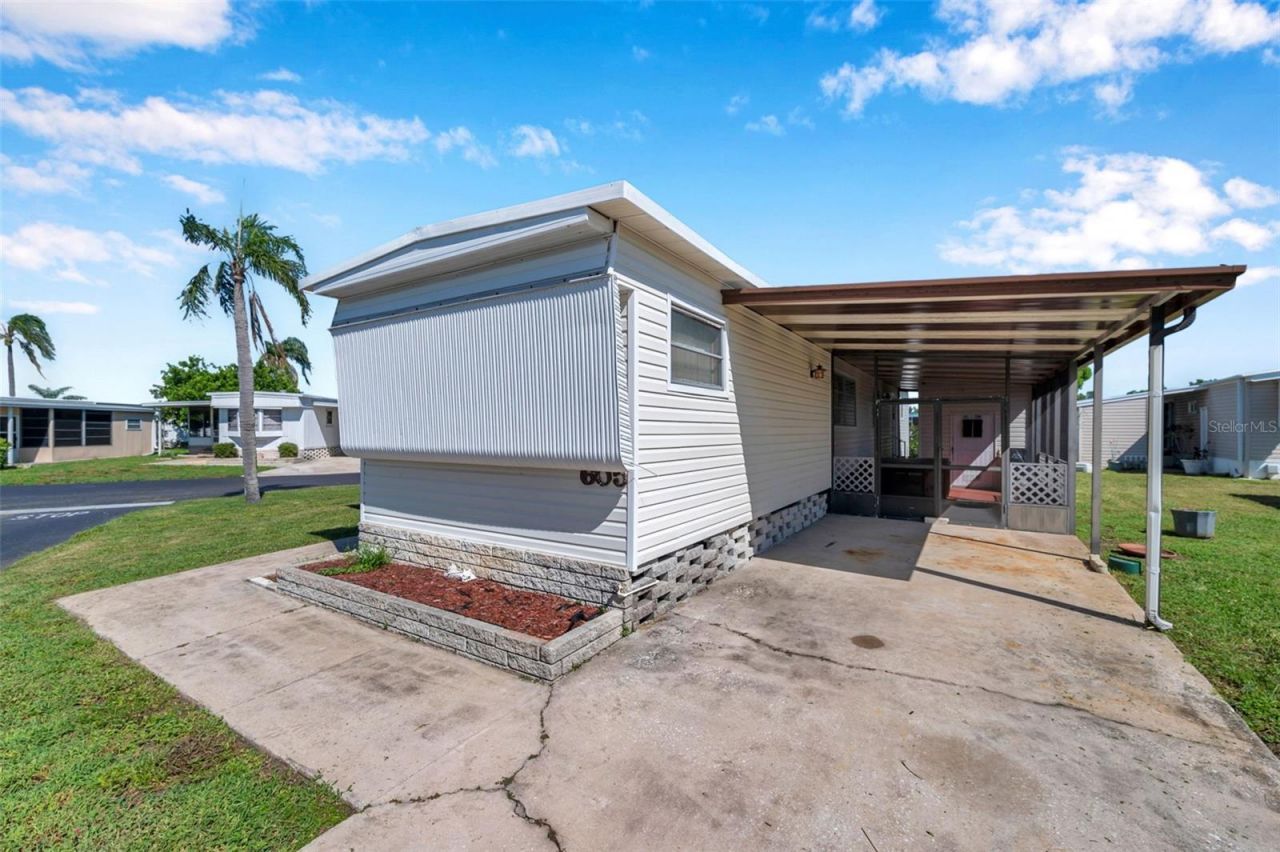 605 Mount Lancaster Avenue Ne, Unit 634, Saint Petersburg, FL 33702 Photo