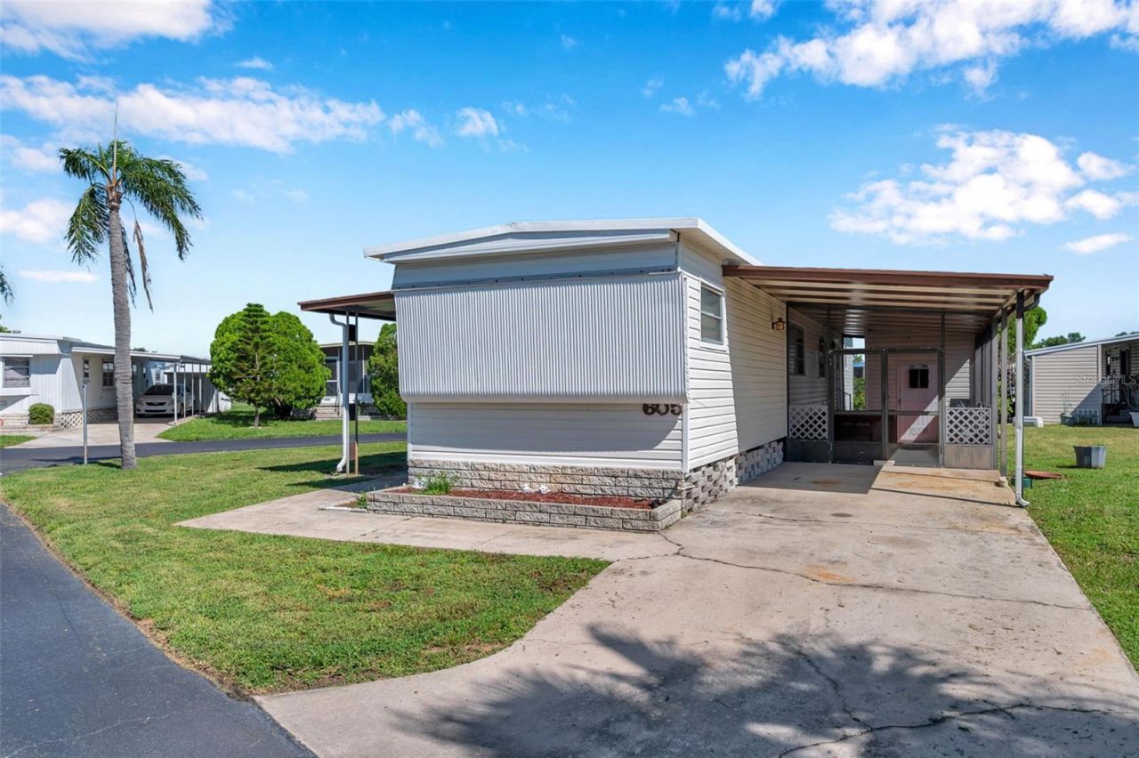 605 Mount Lancaster Avenue Ne, Unit 634, Saint Petersburg, FL 33702 Photo