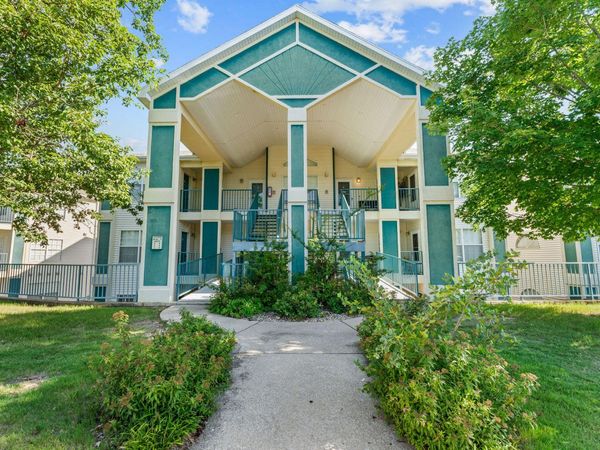 510 Spring Creek Court, Unit 6, Branson, MO 65616