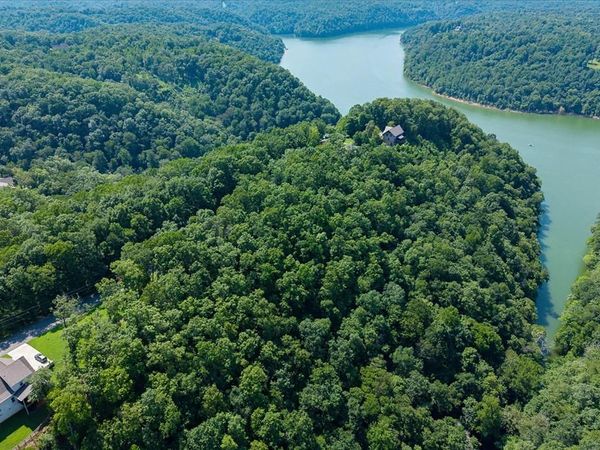 Lot 3&4 Harbor Green Pl, Sparta, TN 38583
