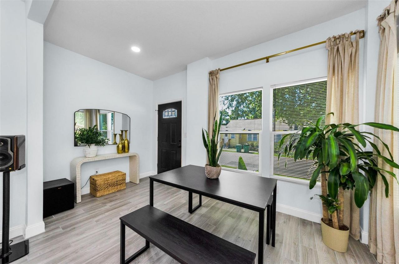 1202 E 32nd Avenue, Tampa, FL 33603 Photo