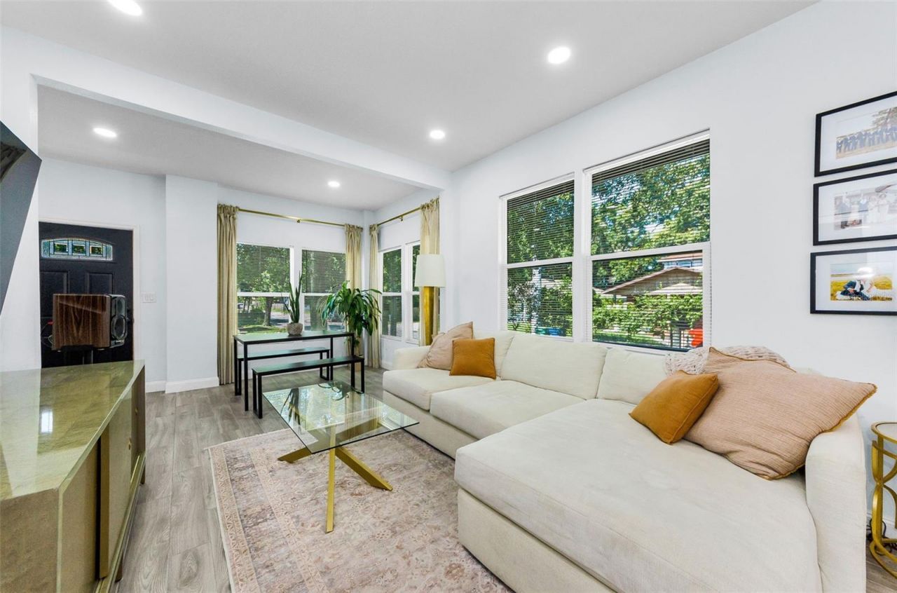 1202 E 32nd Avenue, Tampa, FL 33603 Photo