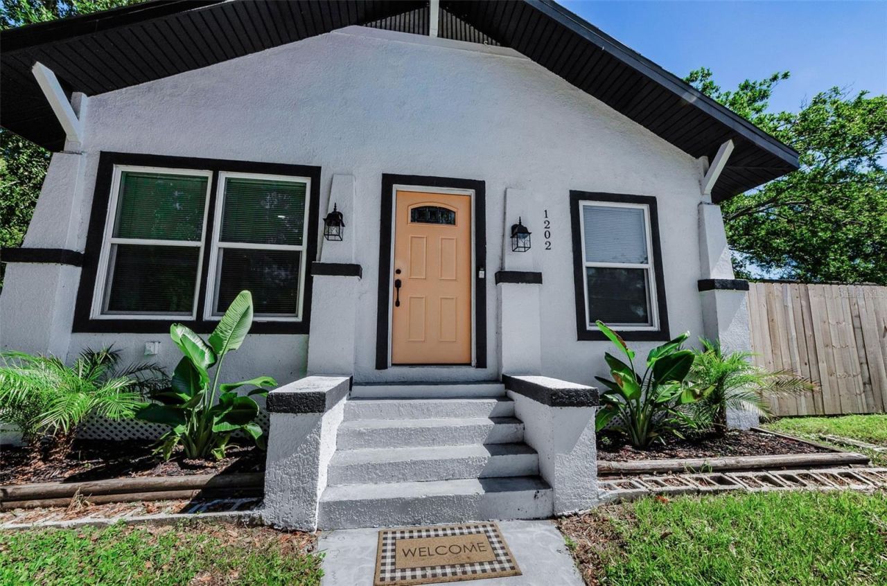 1202 E 32nd Avenue, Tampa, FL 33603 Photo