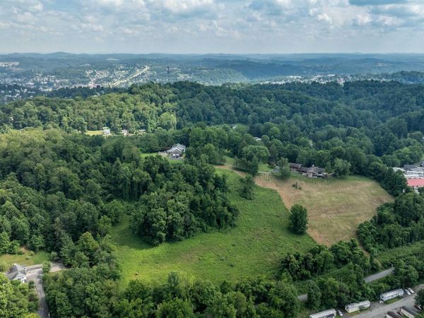 TBD Greenbrier Plaza, Fairmont, WV 26554