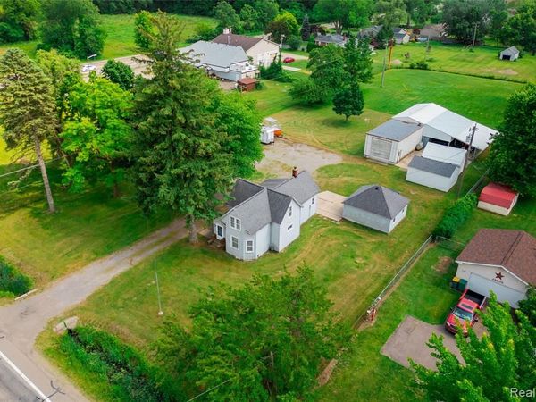 29463 Sibley Road, Huron Twp, MI 48174
