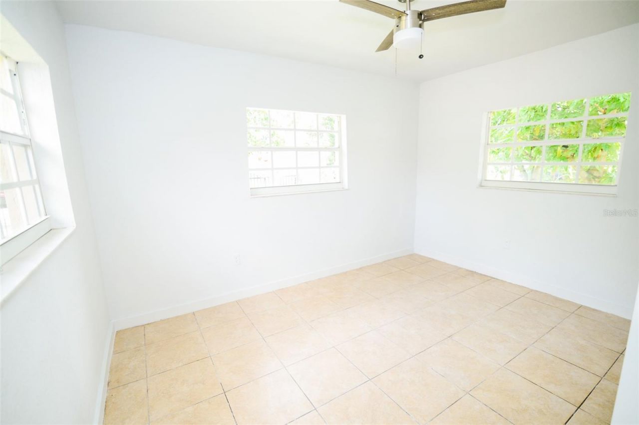 298 NW 104th Street, Miami, FL 33150 Photo