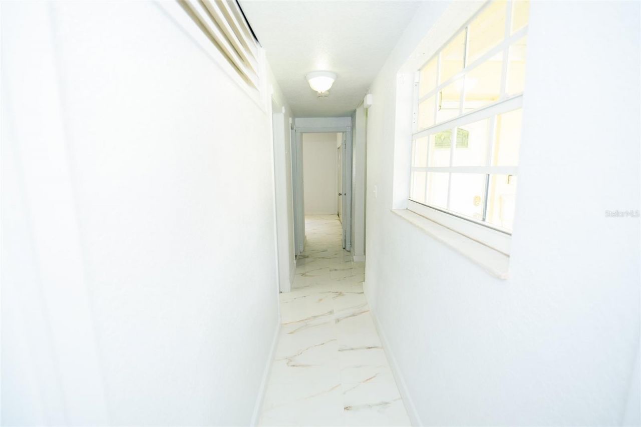 298 NW 104th Street, Miami, FL 33150 Photo