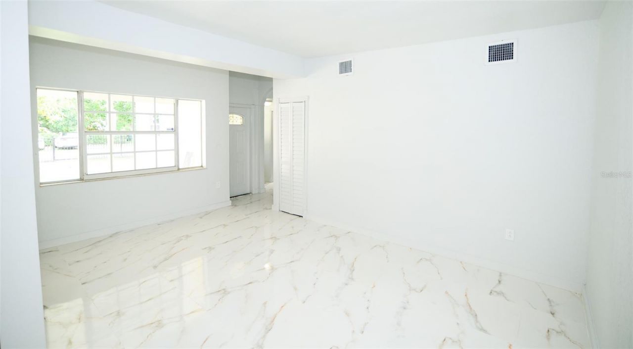 298 NW 104th Street, Miami, FL 33150 Photo