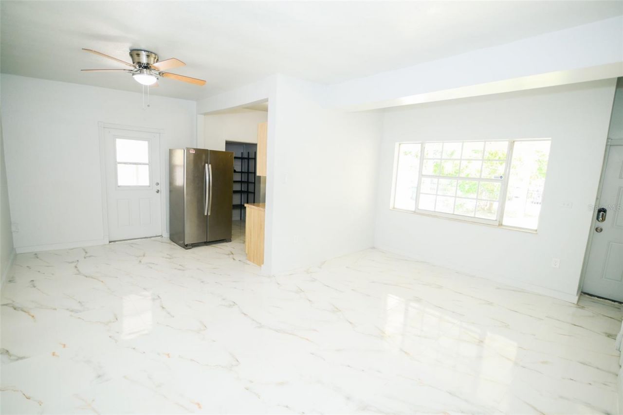 298 NW 104th Street, Miami, FL 33150 Photo