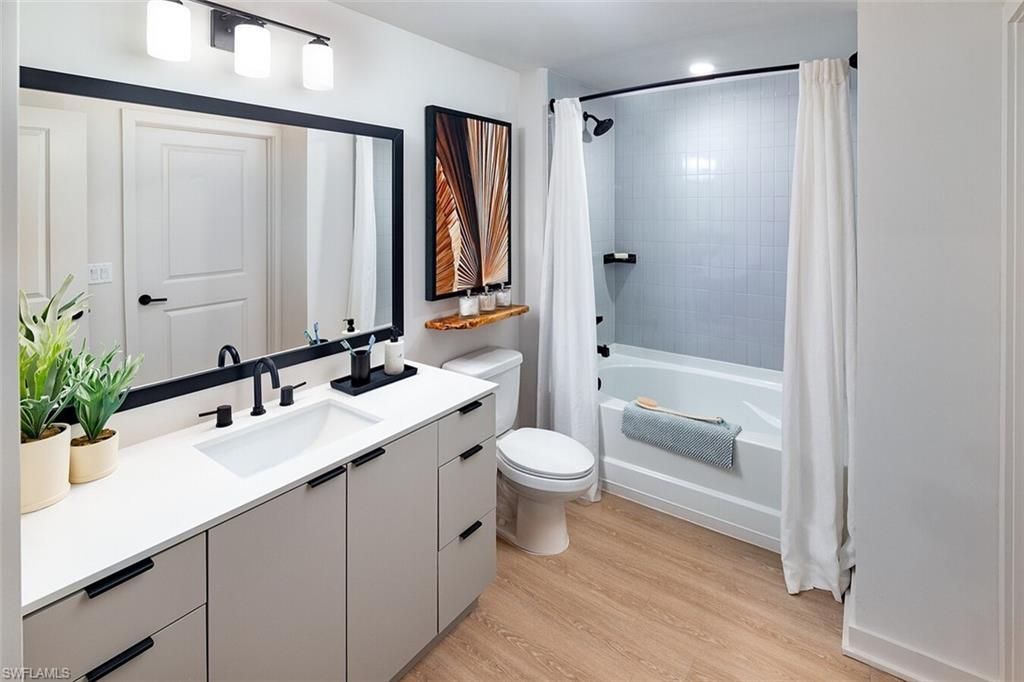 6026 Whitaker Rd, Unit B1, Naples, FL 34112 Photo