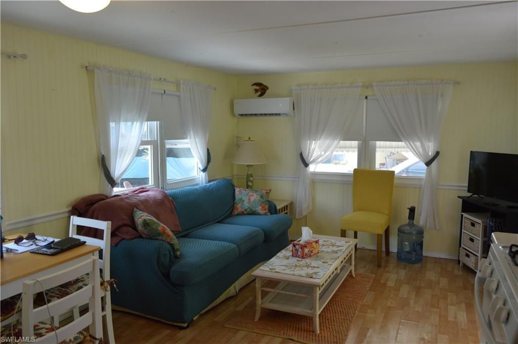 414 Papaya St, Unit C, Goodland, FL 34140 Photo