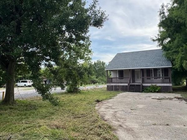 201 W 194TH Street, Galliano, LA 70354