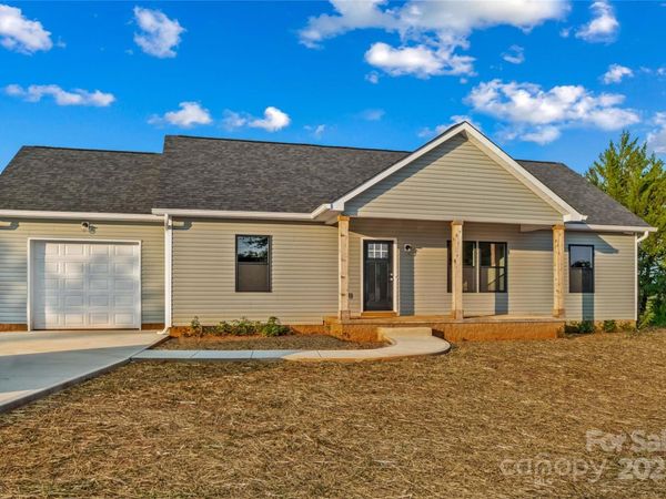 986 Tabor Road, Olin, NC 28660