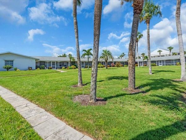 100 THE ESPLANADE N, Unit 18, VENICE, FL 34285