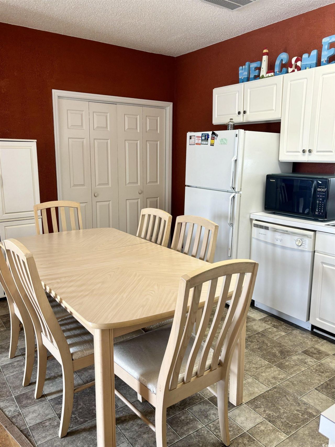 9546 Dunes Gable Ct. Photo 7