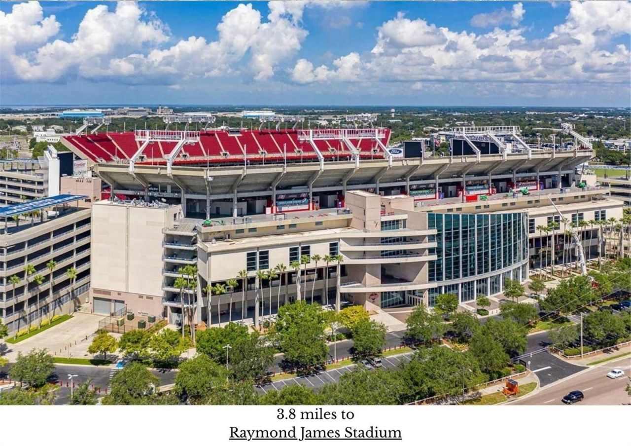 4320 N Nebraska Avenue, Tampa, FL 33603 Photo