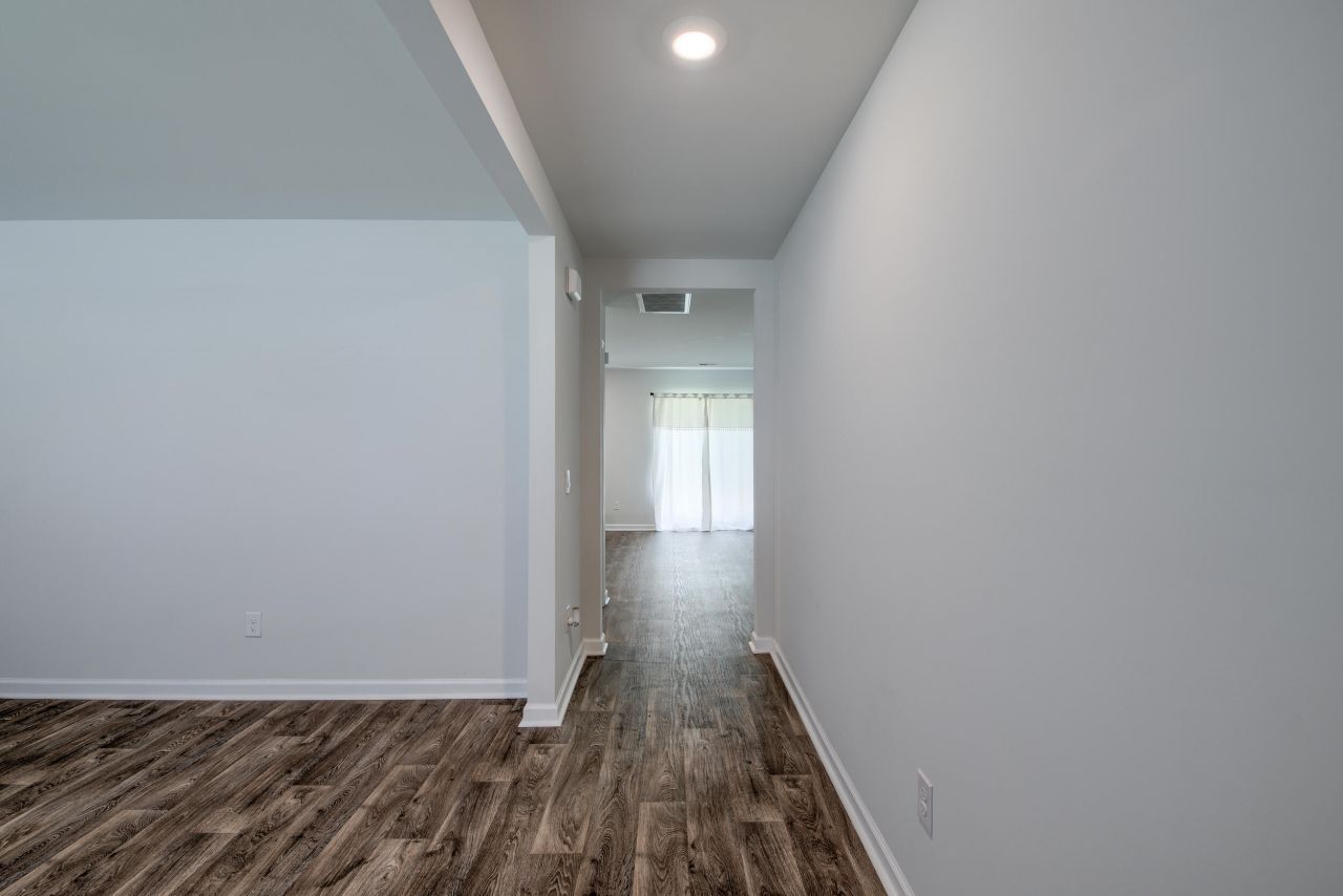 522 Shady Maple Street Photo 3