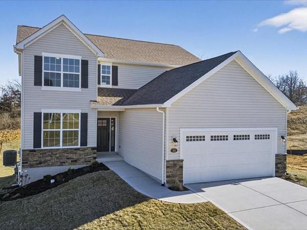515 Mountain View Drive, Wright City, MO 63390