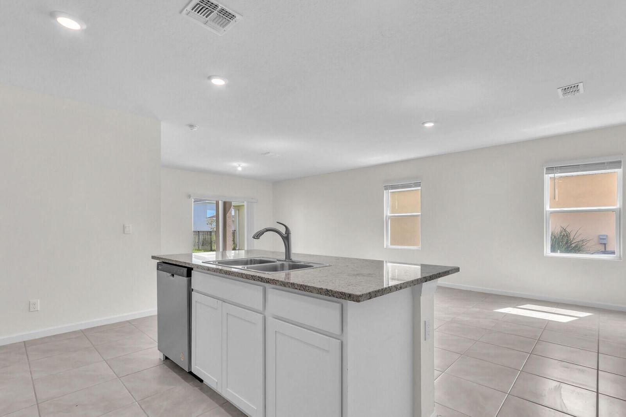 12335 SW Nettuno Way, Port Saint Lucie, FL 34987 Photo