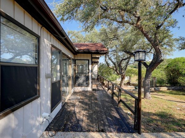 16827 Marlhead, Helotes, TX 78023