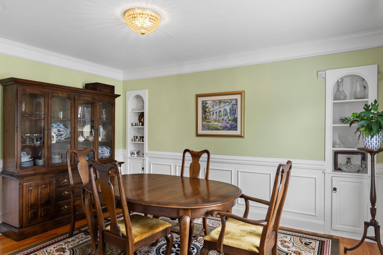 2467 Griffith Drive Photo 11