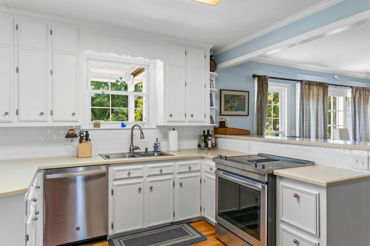 2467 Griffith Drive Photo 16