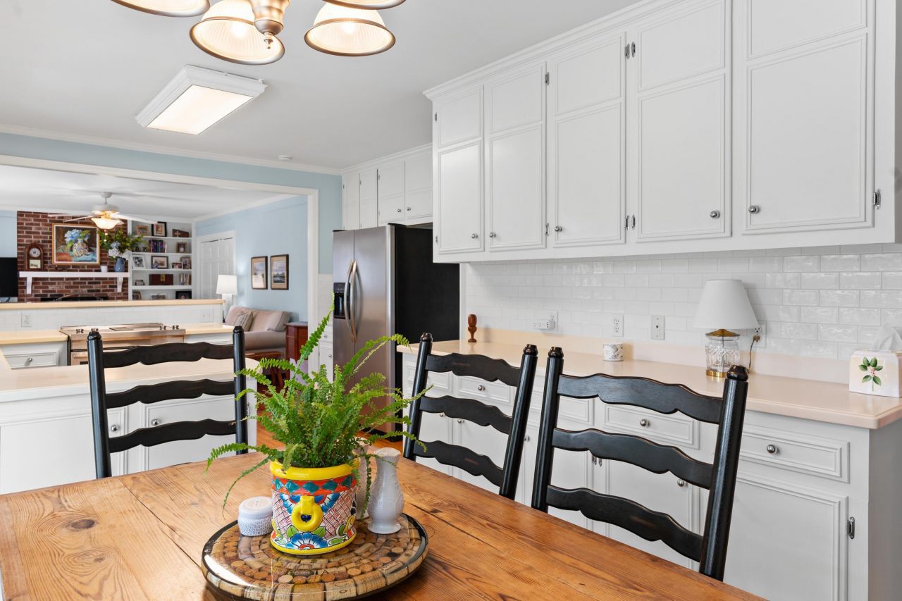 2467 Griffith Drive Photo 20