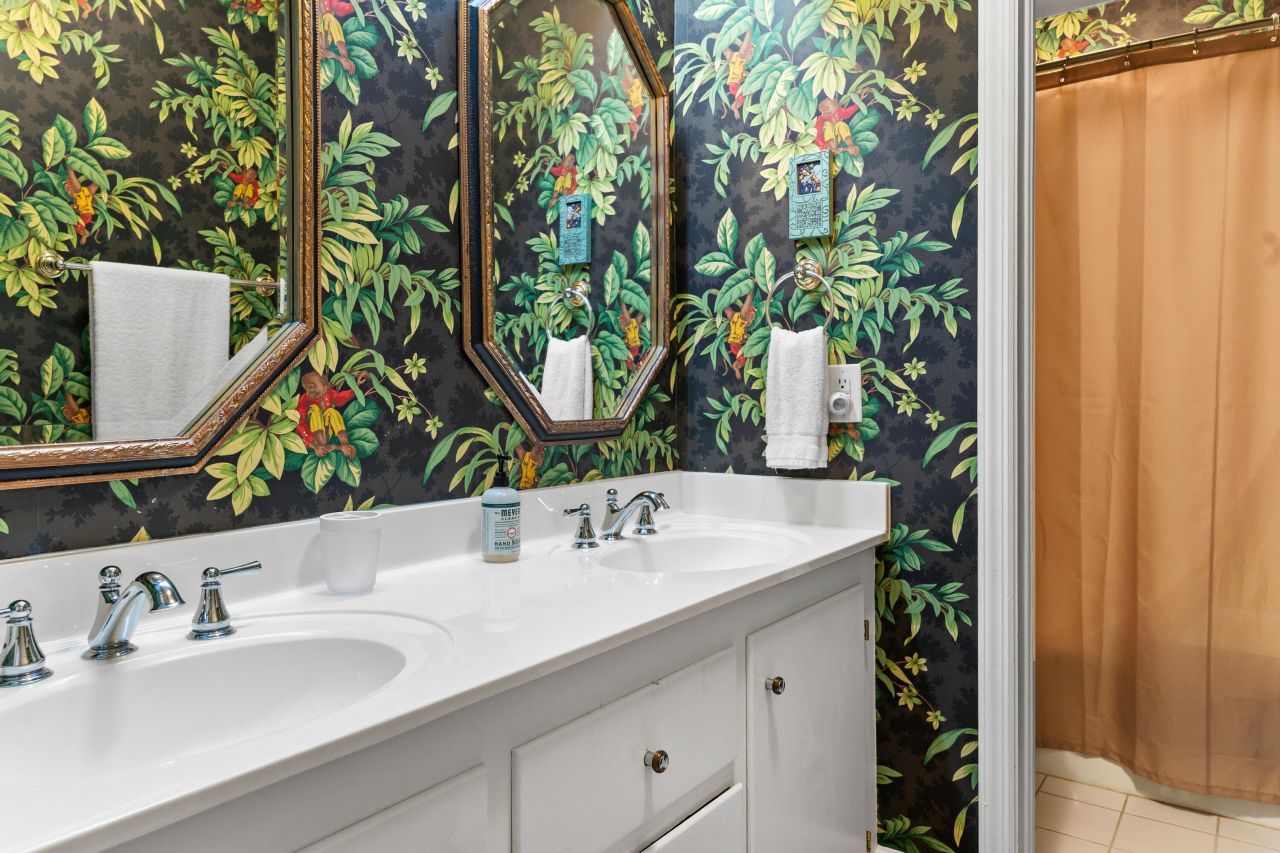 2467 Griffith Drive Photo 30