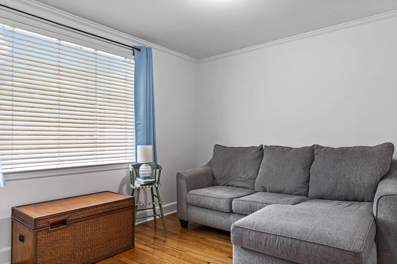 2467 Griffith Drive Photo 32