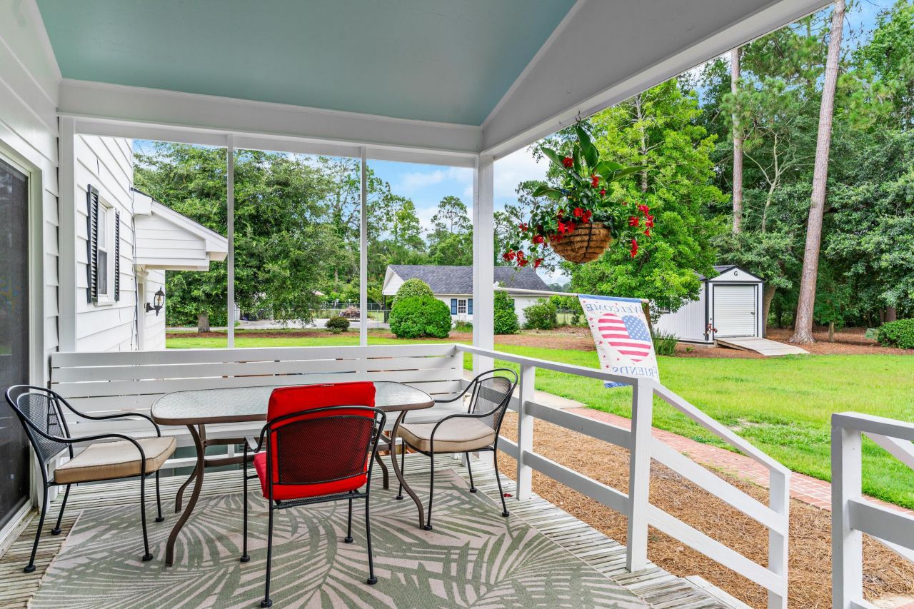 2467 Griffith Drive Photo 33