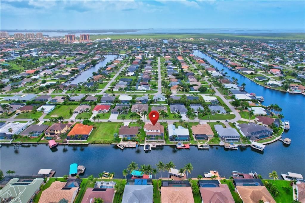 1917 SW 51st St, Cape Coral, FL 33914 Photo
