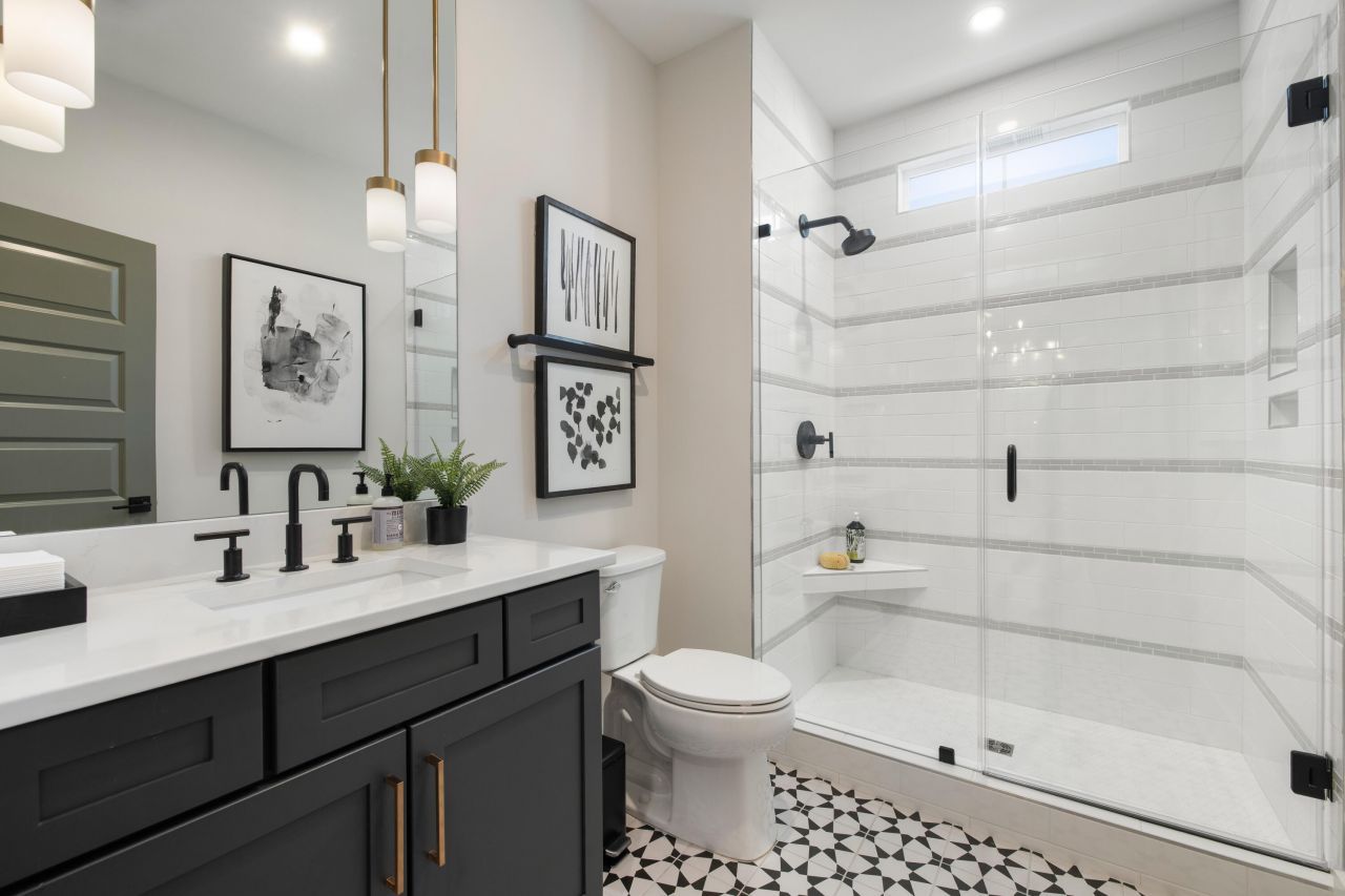 260 Newsday Street Photo 14