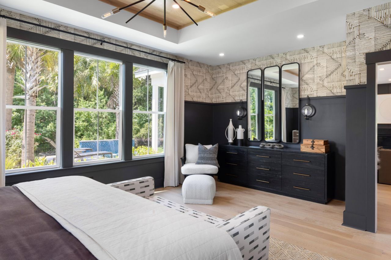 260 Newsday Street Photo 7