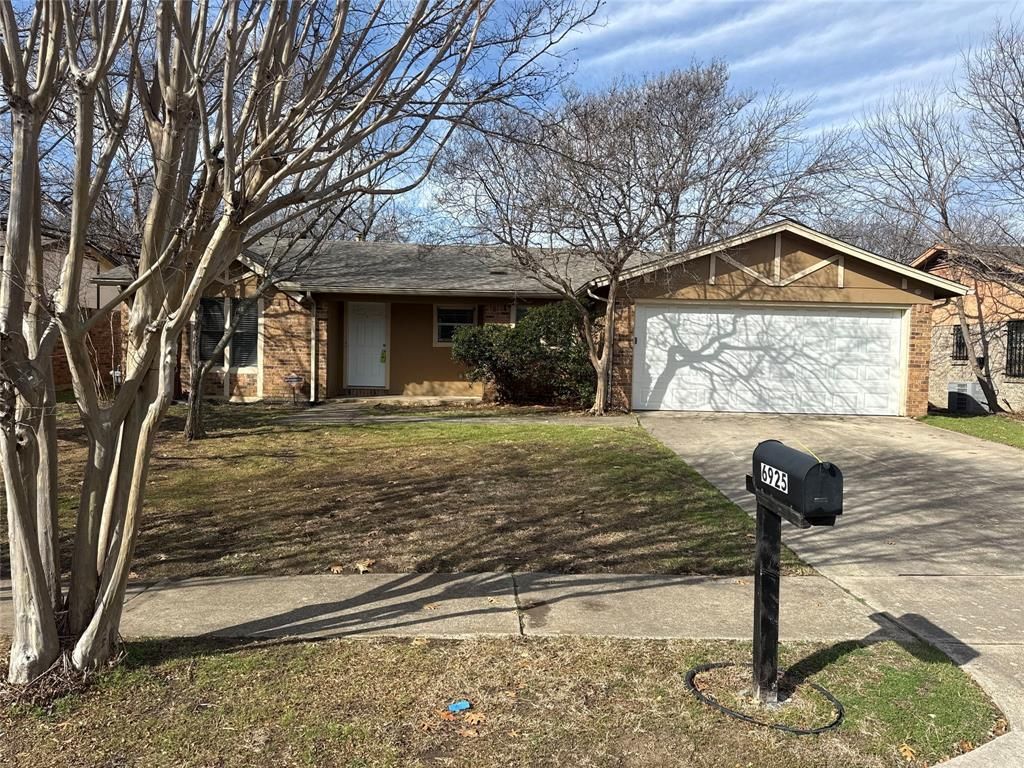 6925 Bennington Drive, Watauga, TX 76148 Main Photo