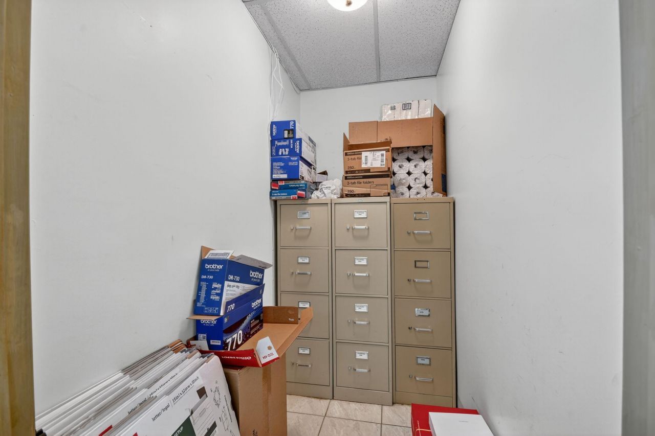 3865 10th Avenue N, Palm Springs, FL 33461 Photo