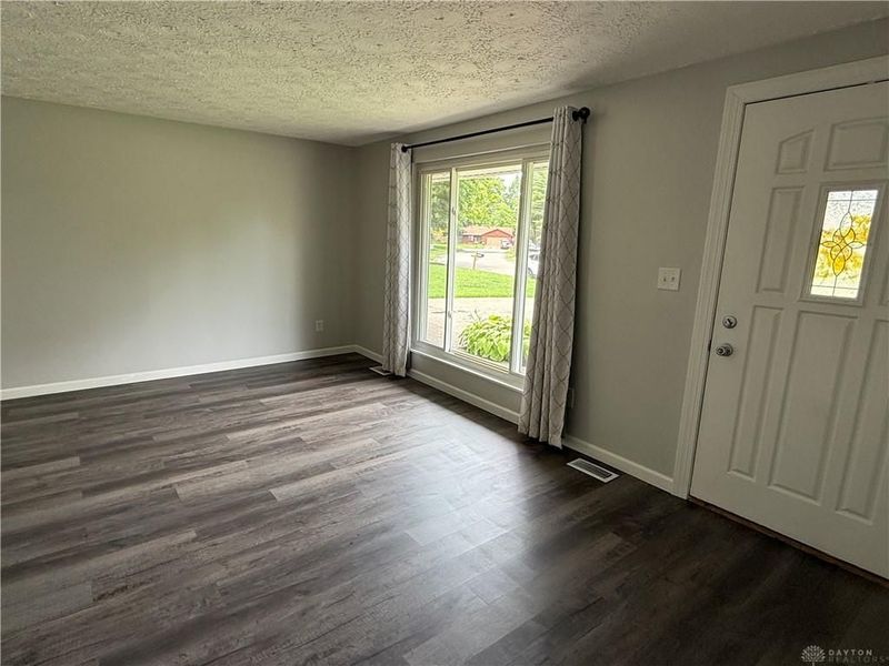 2193 Tampico Trail, Bellbrook, OH 45305 Photo 8