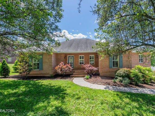 1244 River Oaks Drive, Kingston, TN 37763