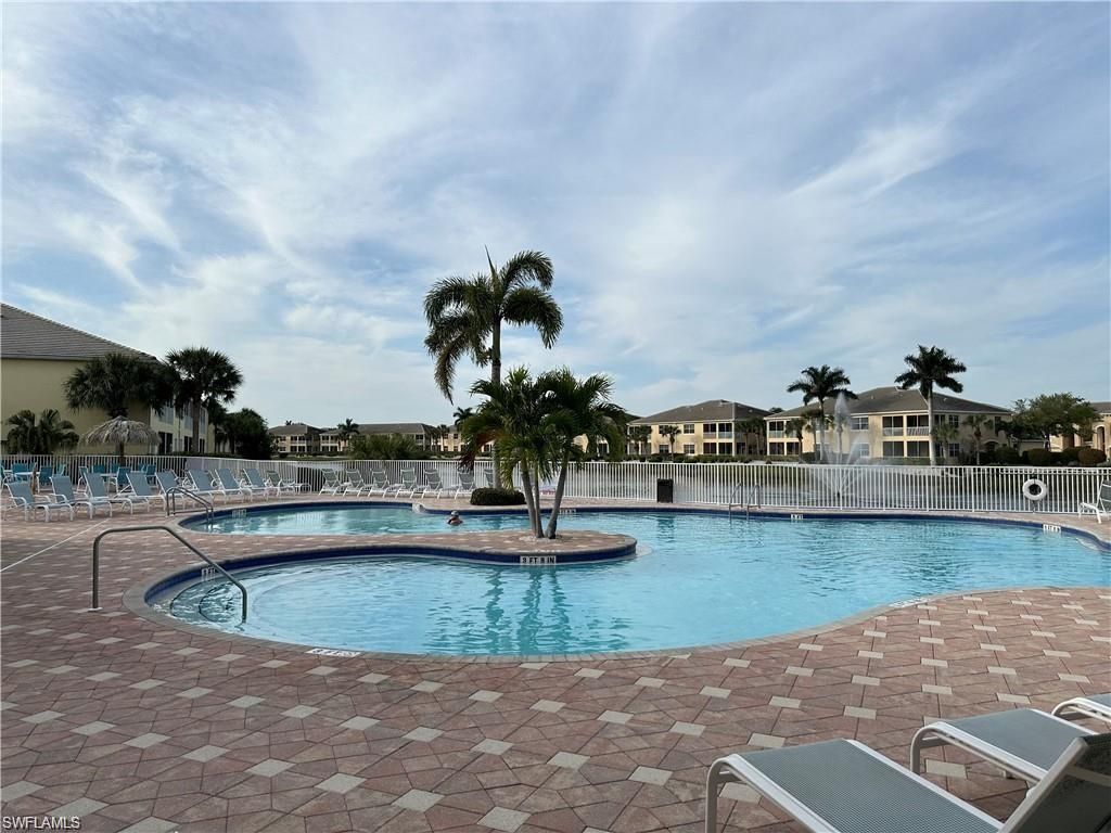 14525 Abaco Lakes Dr, Unit 206, Fort Myers, FL 33908 Photo