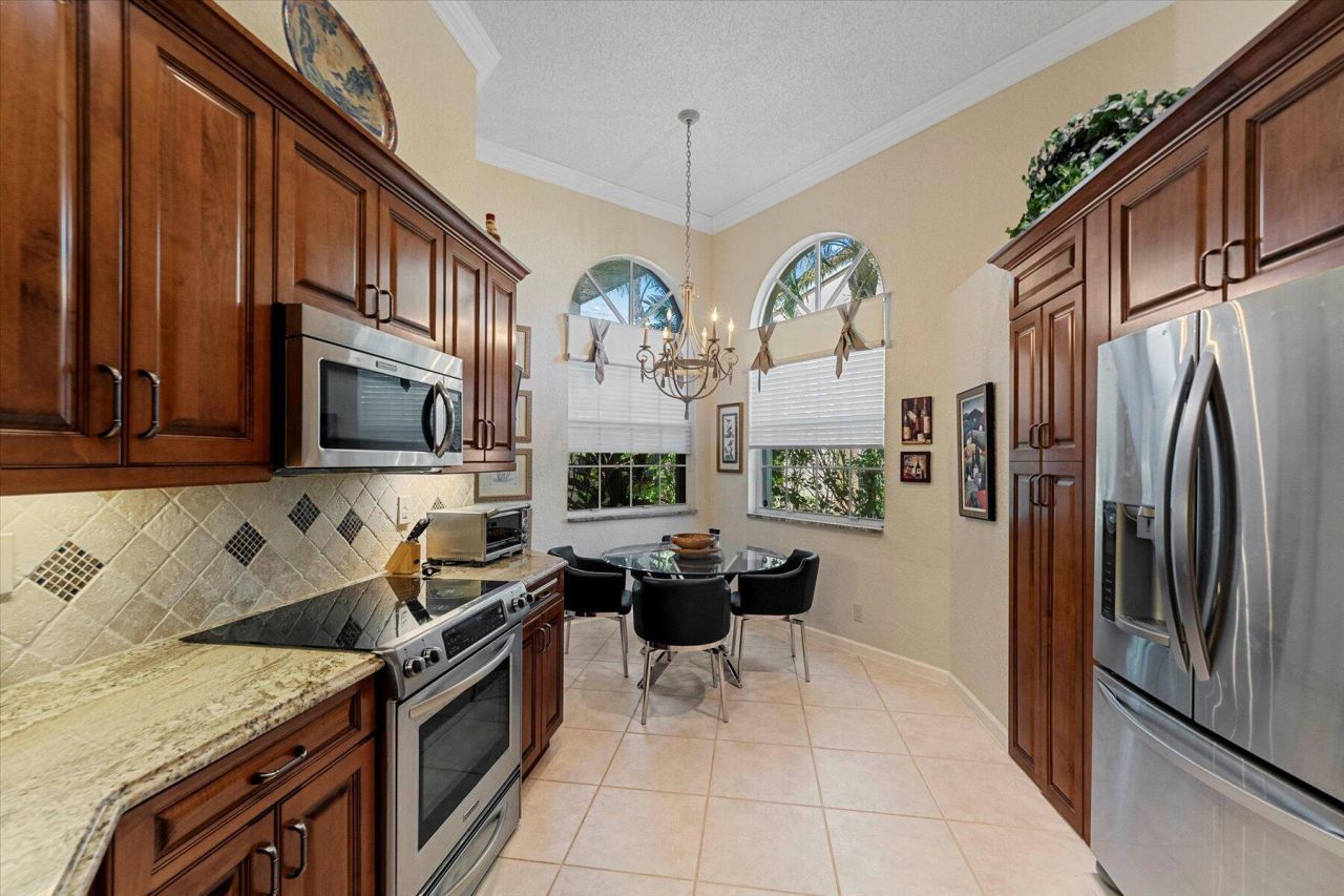 4663 Carlton Golf Drive, Lake Worth, FL 33449 Photo