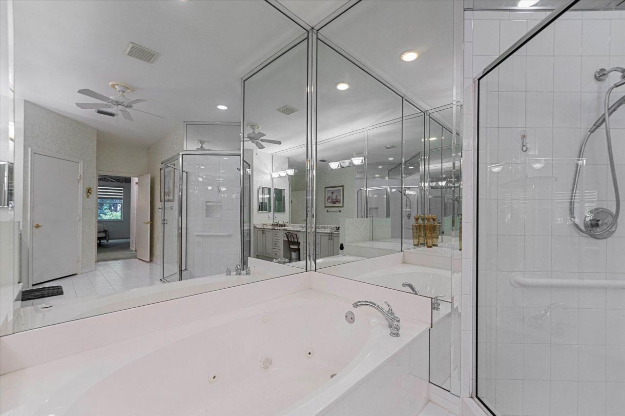 4663 Carlton Golf Drive, Lake Worth, FL 33449 Photo