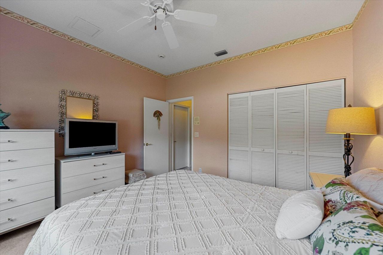 4663 Carlton Golf Drive, Lake Worth, FL 33449 Photo